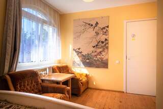 Гостевой дом Neringa Guest House Паланга Двухместный номер с 1 кроватью и собственной ванной комнатой-1